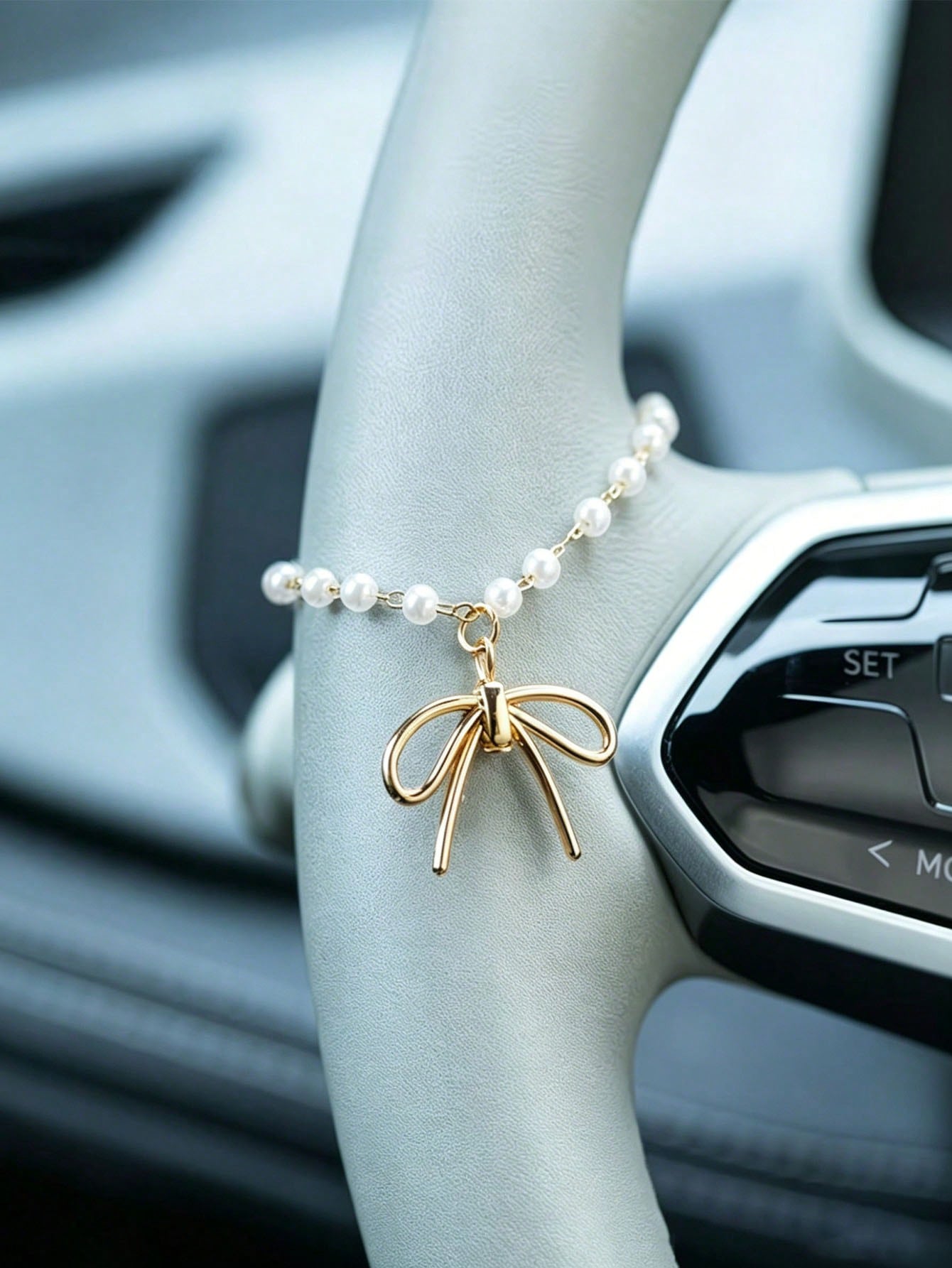 Car Accessories Evil Eye - 진주 리본 자동차 펜던트 합금 패션